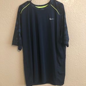 Nike dry fit t shirt